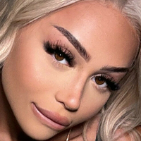 NinaaNicolette Nackt