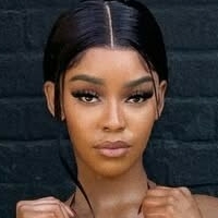 Ontlametseofficial Nackt