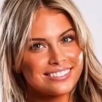 Paris Mikinski Nackt