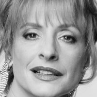 Patti LuPone Nackt