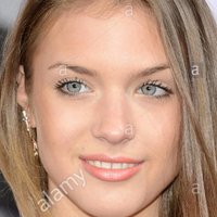 Paula Riemann Nackt