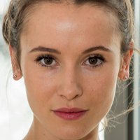 Peri Baumeister Nackt
