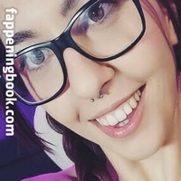 Radiopornopanda Nackt