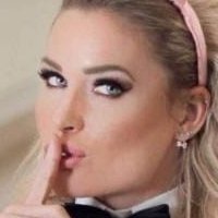 Ramona Bernhard Nackt