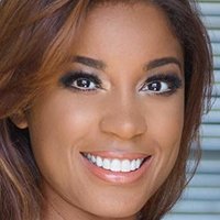 Reagan Gomez-Preston Nackt