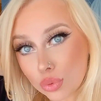 Rhiannon C Nackt