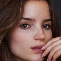 Roos van Montfort Nackt