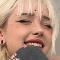 Runabut Nackt