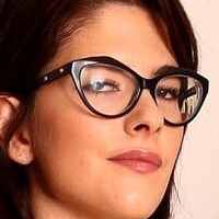 Sara Bell Nackt