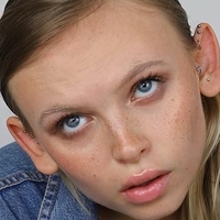 Sara Carstens Nackt