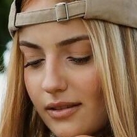 Sara Hestanislau Nackt