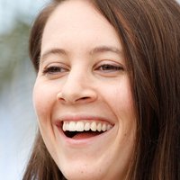Sarah Burns Nackt