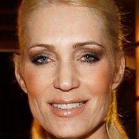 Sarah Kern Nackt