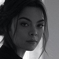 Scarlett Byrne Nackt