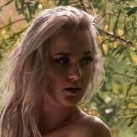 Sensual.Lauri Nackt