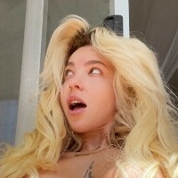 Shanin Blake Nackt