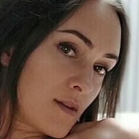 Sky Bruni Nackt