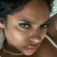 Skye Morales Nackt