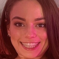 Sophia Burns Nackt