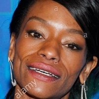 Sufe Bradshaw Nackt