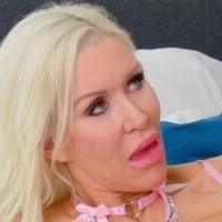Tania Amazon Nackt