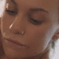 Taylor Schraeder Nackt