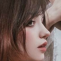 tenletterserie Nackt