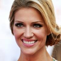 Tricia Helfer Nackt