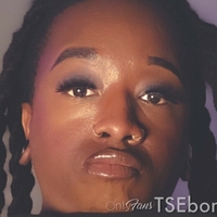 tsebonyvixen Nackt
