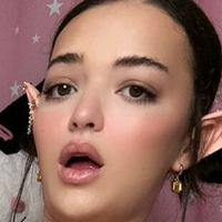 Tswinnie Nackt