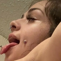 tuwrllld Nackt