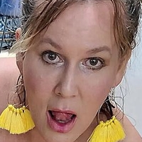 Ursula Nackt