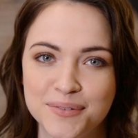 Violett Beane Nackt