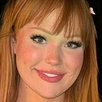 Wer ist dieses Redhead? Nackt
