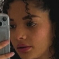 Yara Issy Nackt