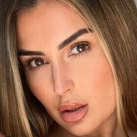 Yasmine Fox Nackt