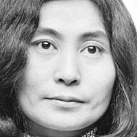 Yoko Ono Nackt