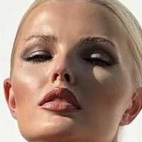Zienna Sonne Nackt